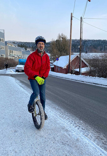 unicycling_in_the_snow