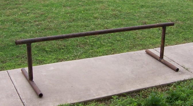 grind rail pictures 001.jpg