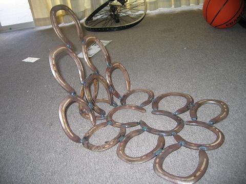 horse shoe seat (2).jpg