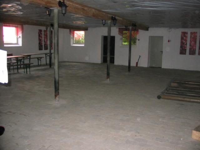 saustall4.JPG