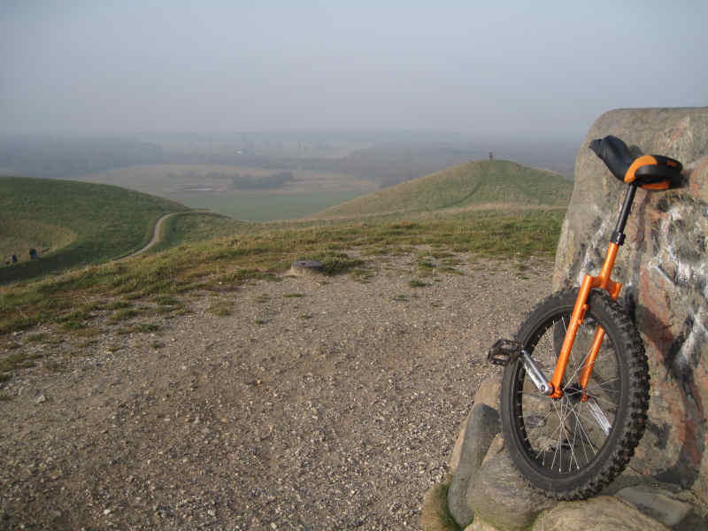 hill2.jpg