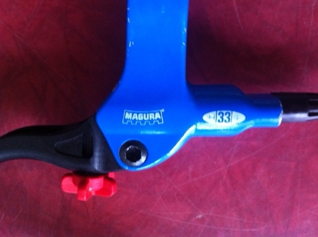blue_maggie_lever.JPG